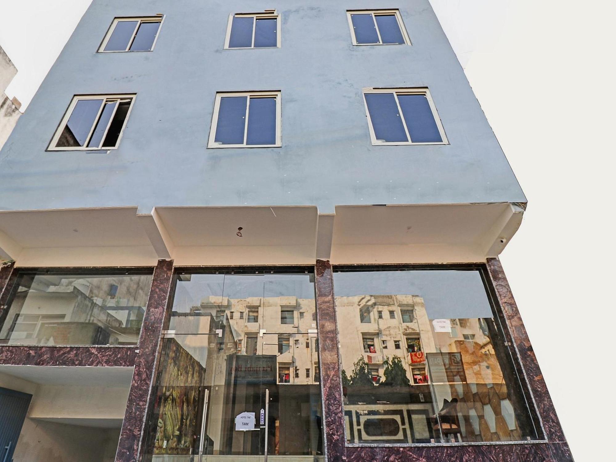 Townhouse Tark Inn نيودلهي المظهر الخارجي الصورة
