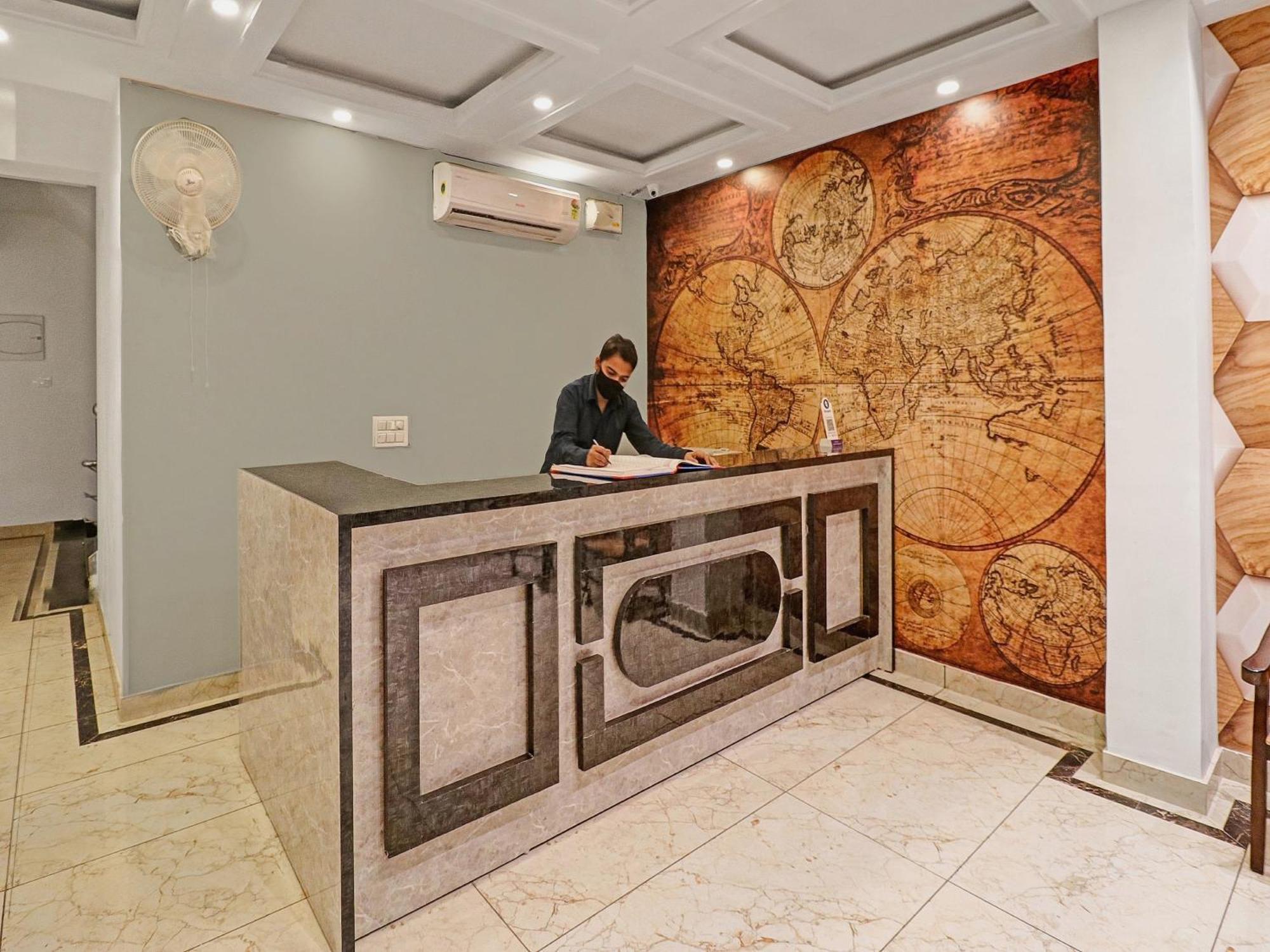Townhouse Tark Inn نيودلهي المظهر الخارجي الصورة