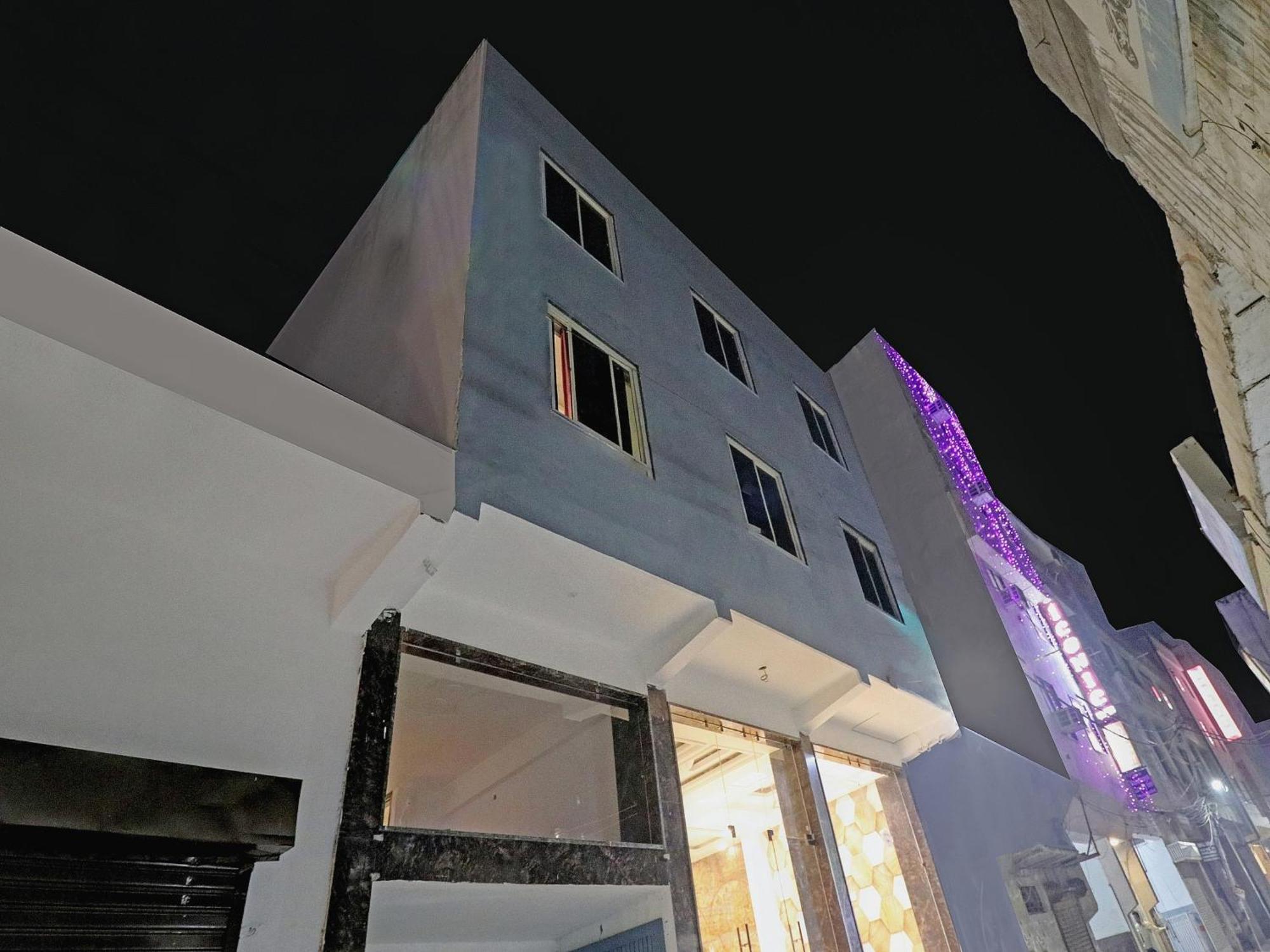 Townhouse Tark Inn نيودلهي المظهر الخارجي الصورة